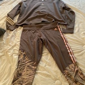 Adidas long sleeve crop top with matching leggings